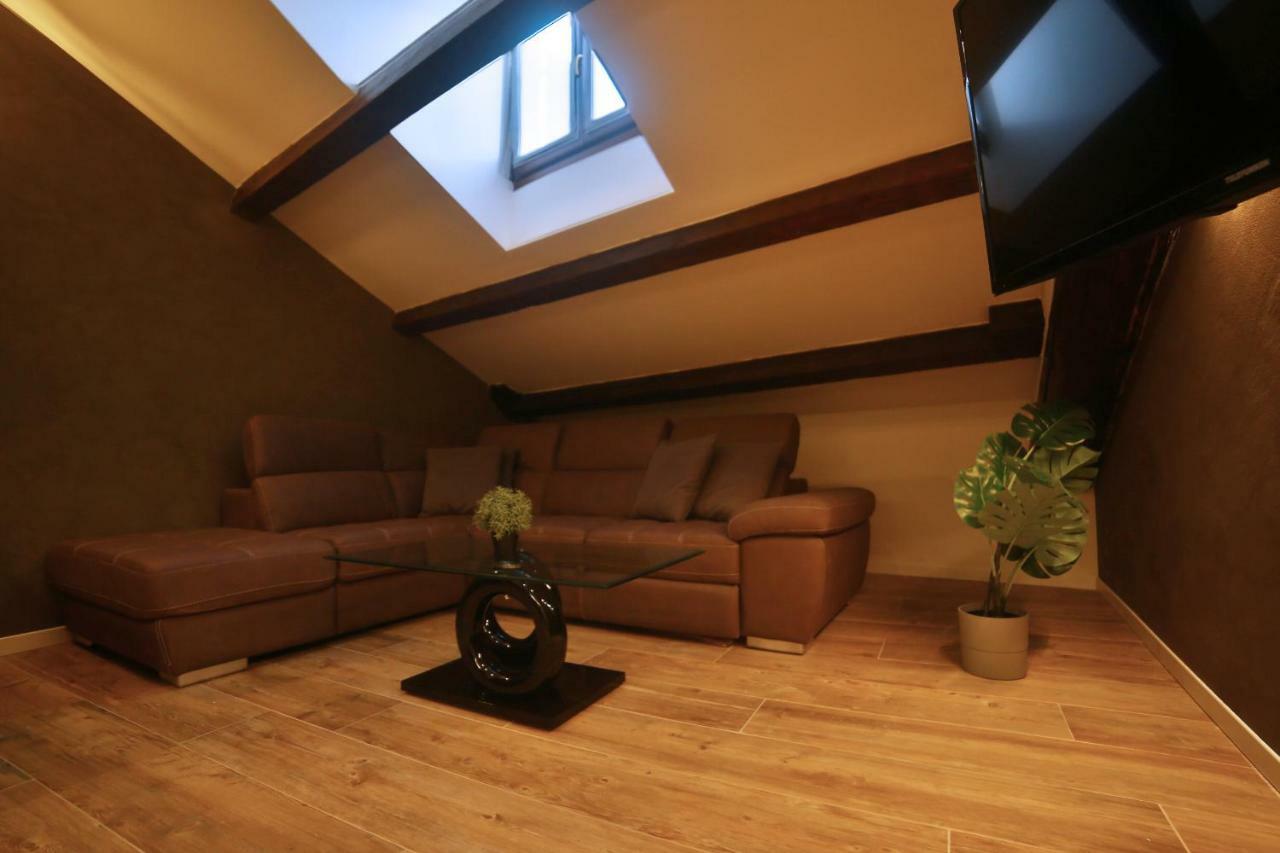 Moscova Attic Near Duomo Apartment Milano Exterior foto